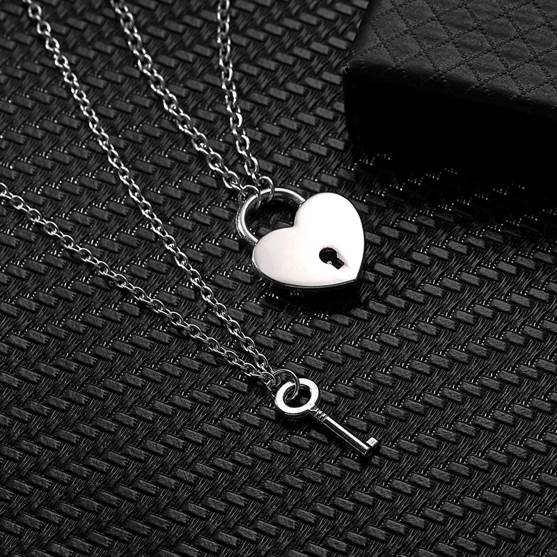 Forever Friends: Embrace Our Best Friends Necklace Set™